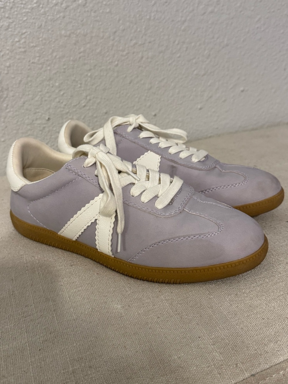 Women's Casual Lavender Sneakers with Cream Accents